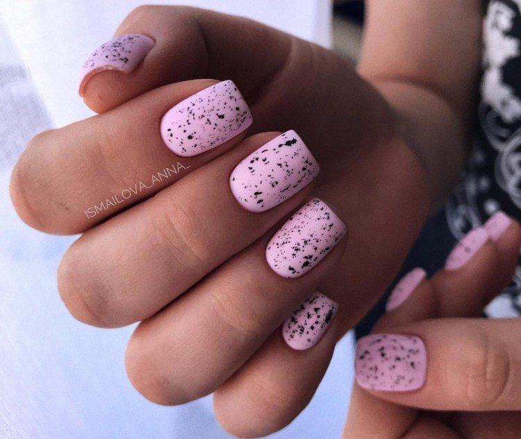 Розовый маникюр - фото и идеи