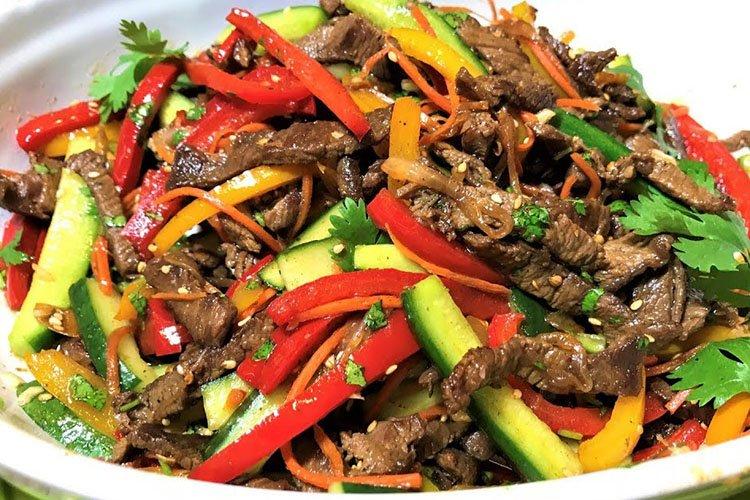 Салат с огурцами по-корейски