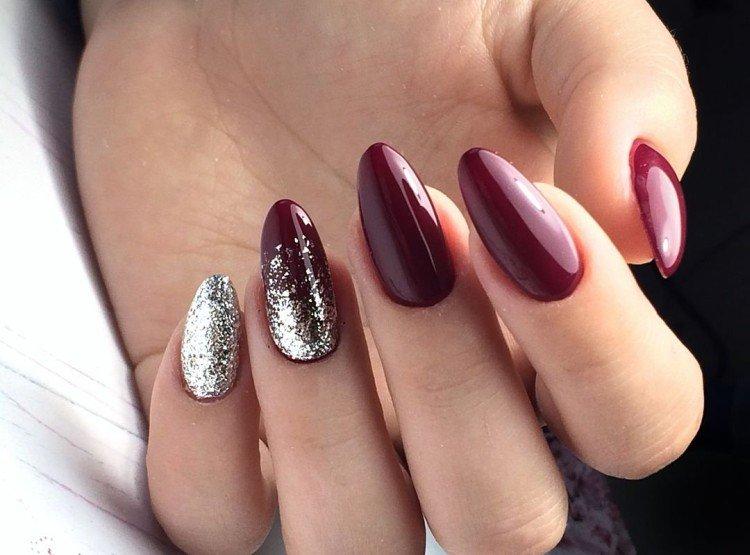 Бордовый маникюр с блестками
