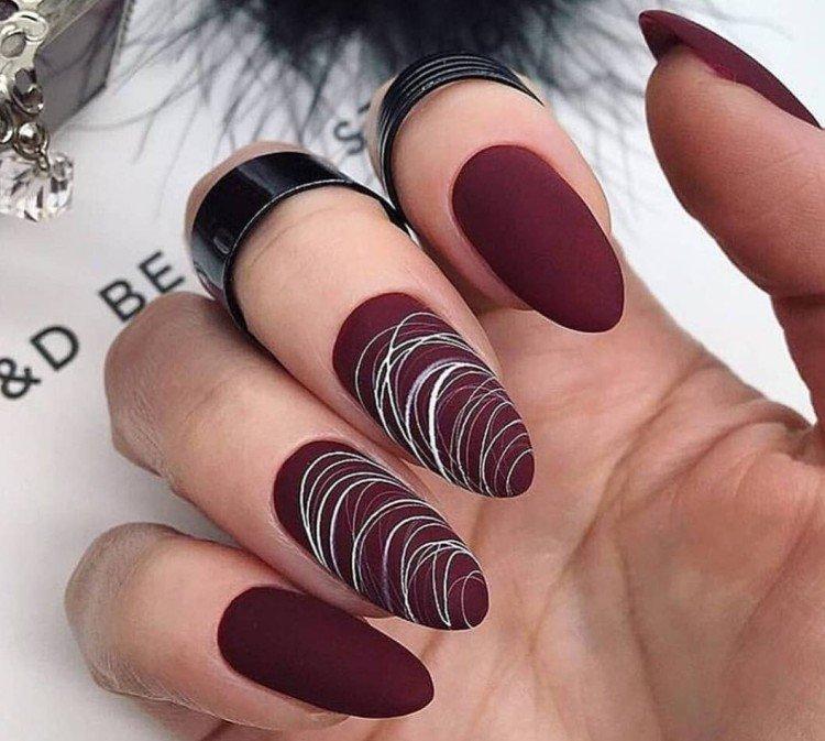 Бордовый маникюр - фото и идеи