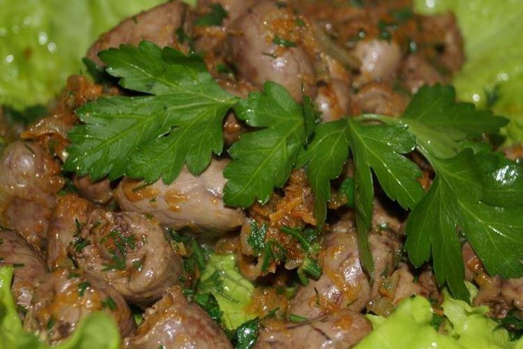 Куриные сердечки с медом и мандаринами