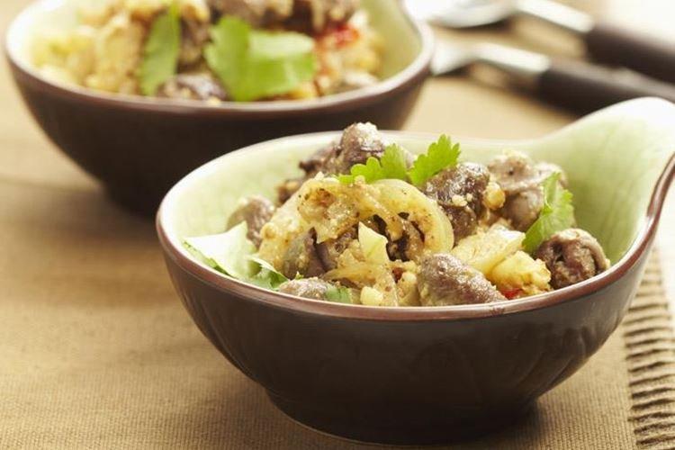 Куриные сердечки с грецкими орехами