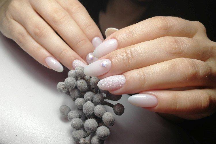 Молочный маникюр - фото и идеи
