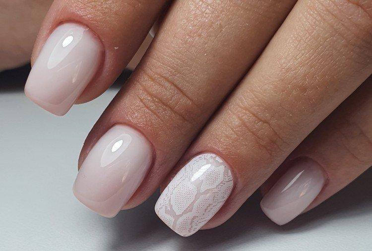 Молочный маникюр - фото и идеи