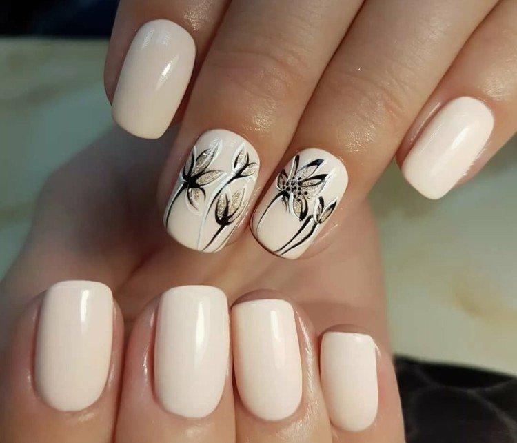 Молочный маникюр - фото и идеи