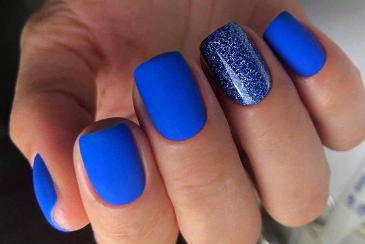 Матовый маникюр на квадратные ногти 2021