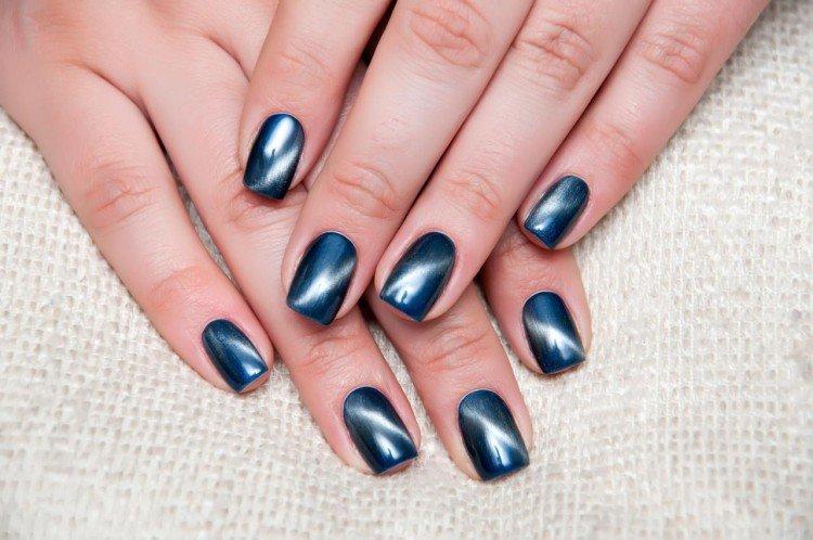 Маникюр «кошачий глаз» на квадратные ногти 2021