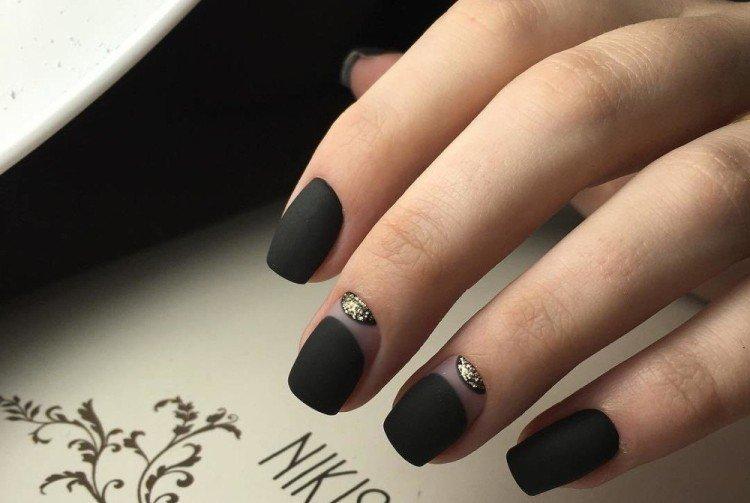 Маникюр на квадратные ногти 2021 - фото и идеи