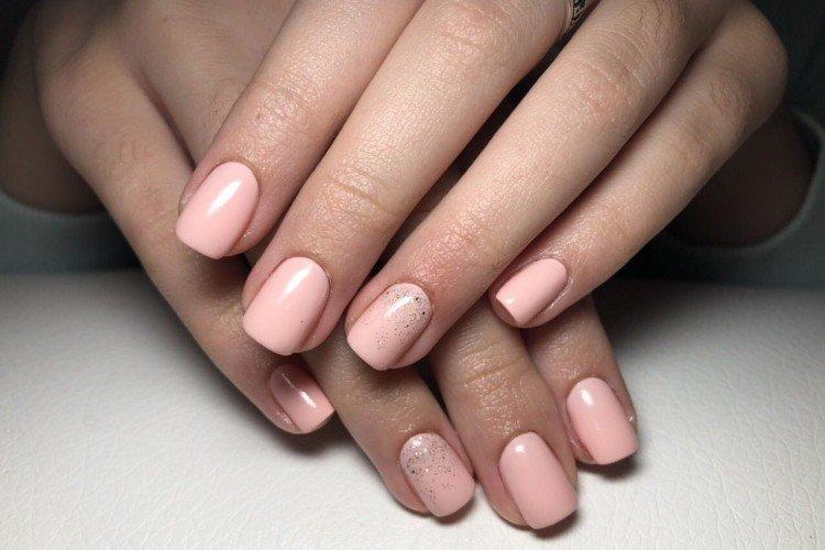 Маникюр на квадратные ногти 2021 - фото и идеи