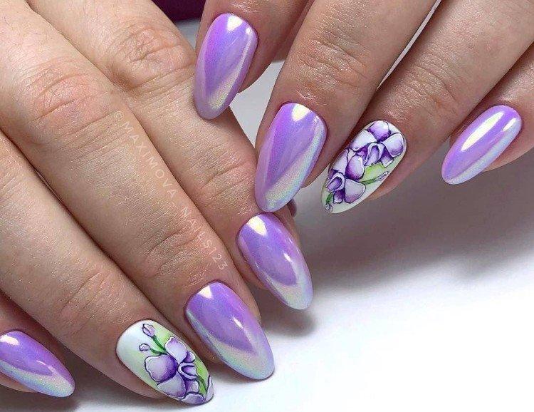 Фиолетовый маникюр с втиркой