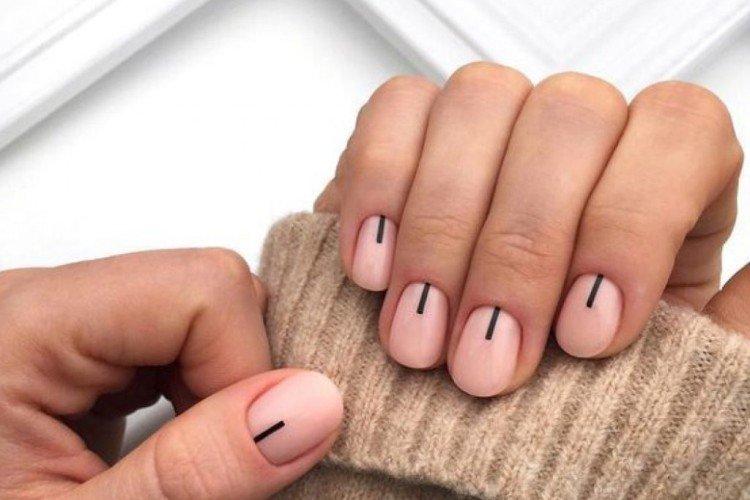 Нюдовый маникюр гель-лаком 2021