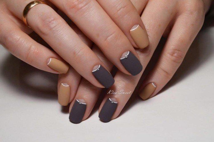 Лунный маникюр