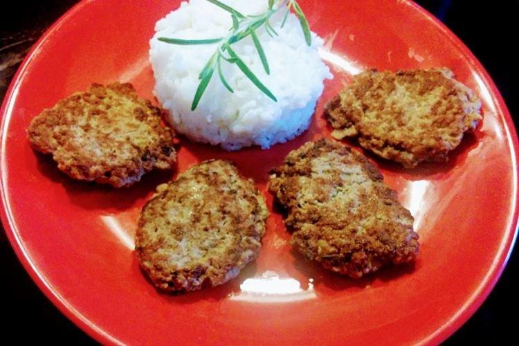 Котлеты из куриной печенки с творогом