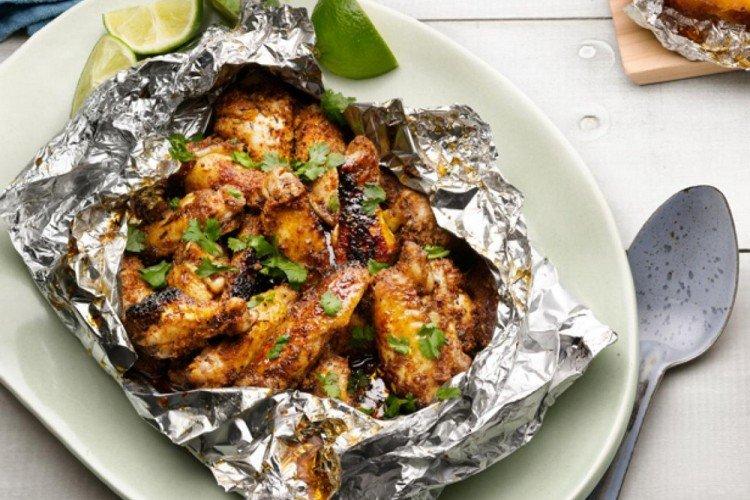 Курица в духовке в фольге