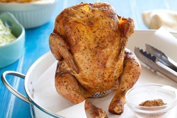 Курица в духовке на банке