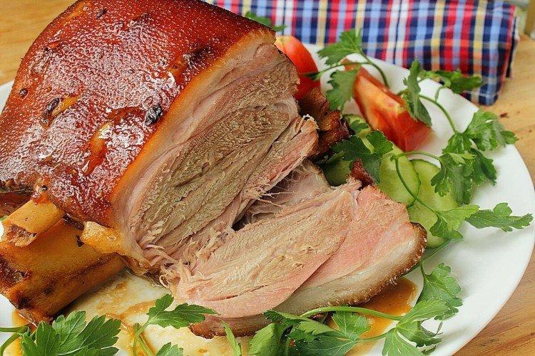 Свиная рулька долгого томления