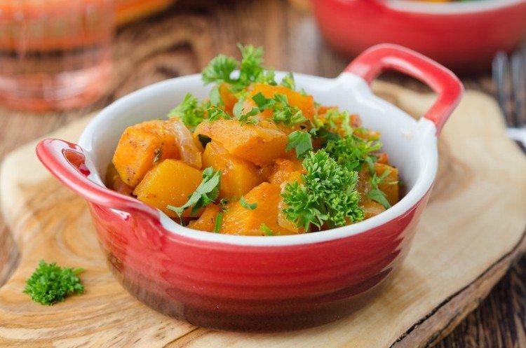 Цветная капуста с тыквой и перцем