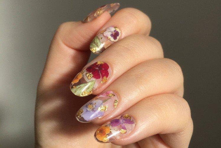 Маникюр на нарощенные длинные ногти