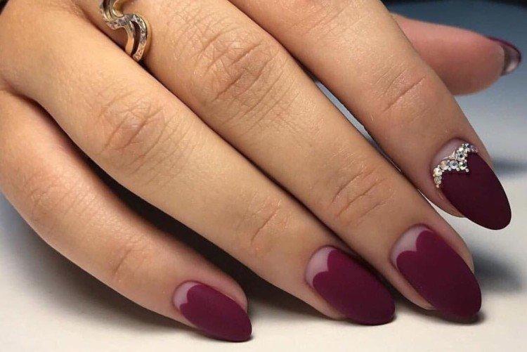 Лунный маникюр