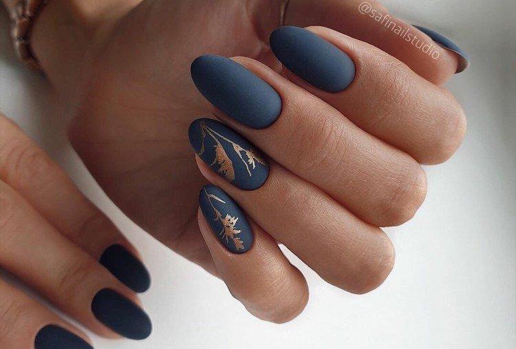 Матовый маникюр на овальные ногти