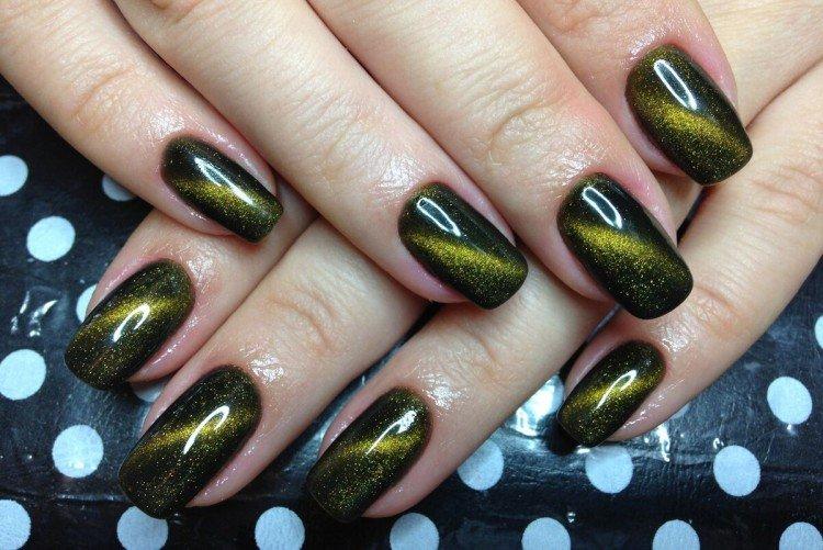 Маникюр «кошачий глаз»