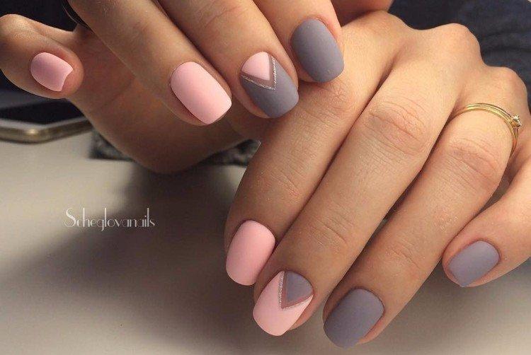 Нежный матовый маникюр