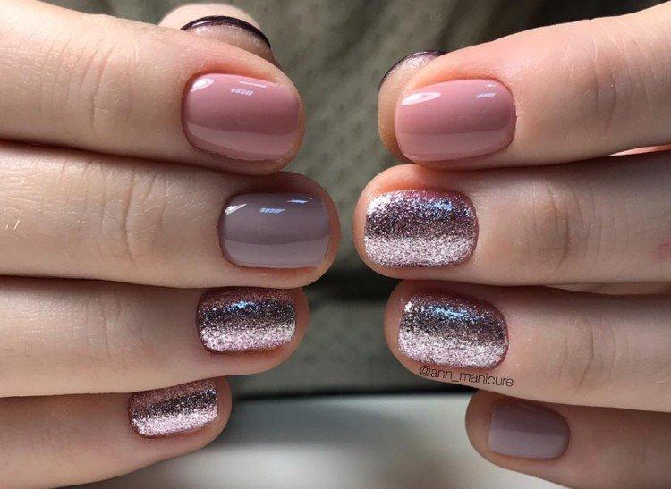 Маникюр с блестками