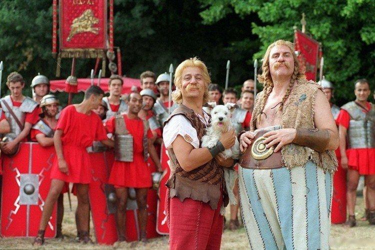Астерикс и Обеликс против Цезаря (1999)