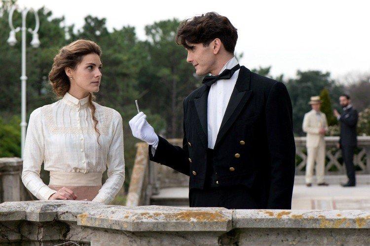 Гранд-отель (2011-2013)