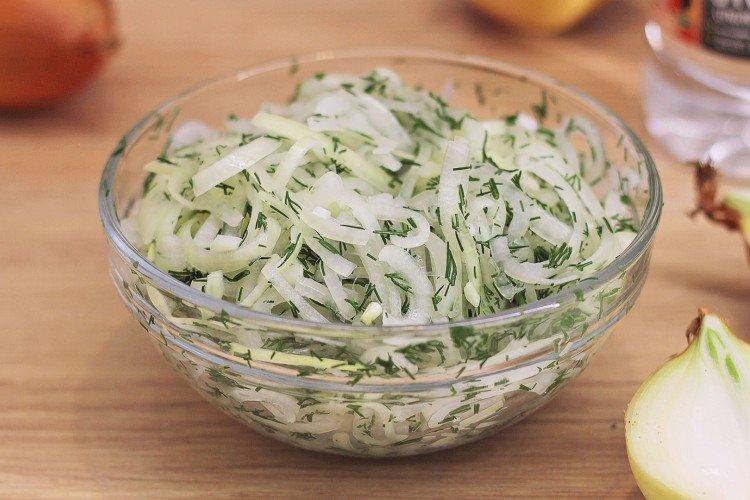 Маринованный лук к шашлыку