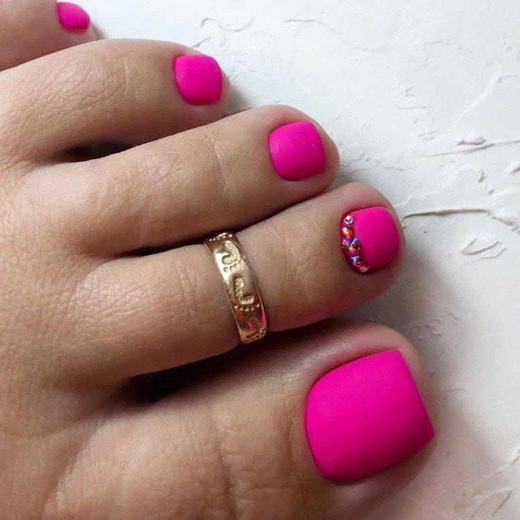 Педикюр 2021 - фото и идеи