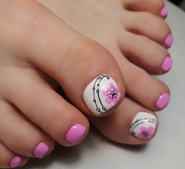 Педикюр 2021 - фото и идеи