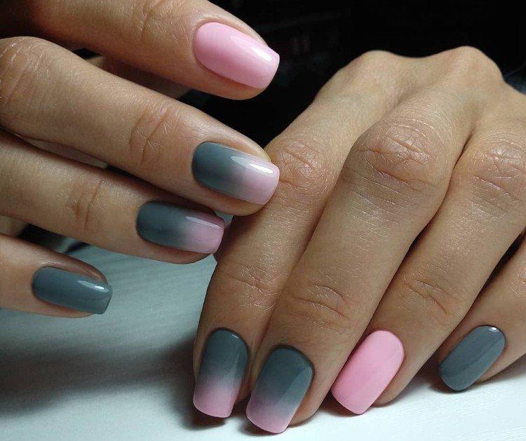 Серый маникюр с градиентом