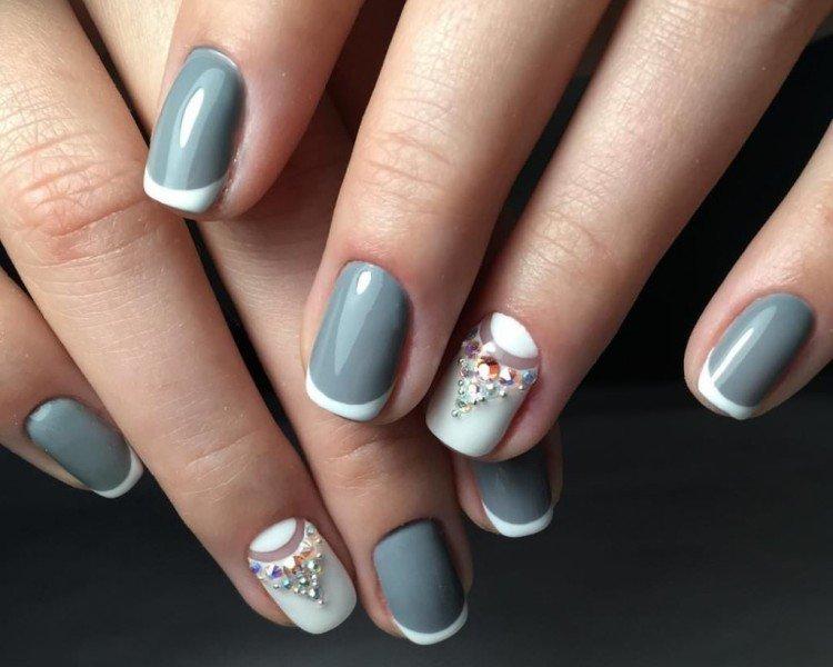 Французский серый маникюр