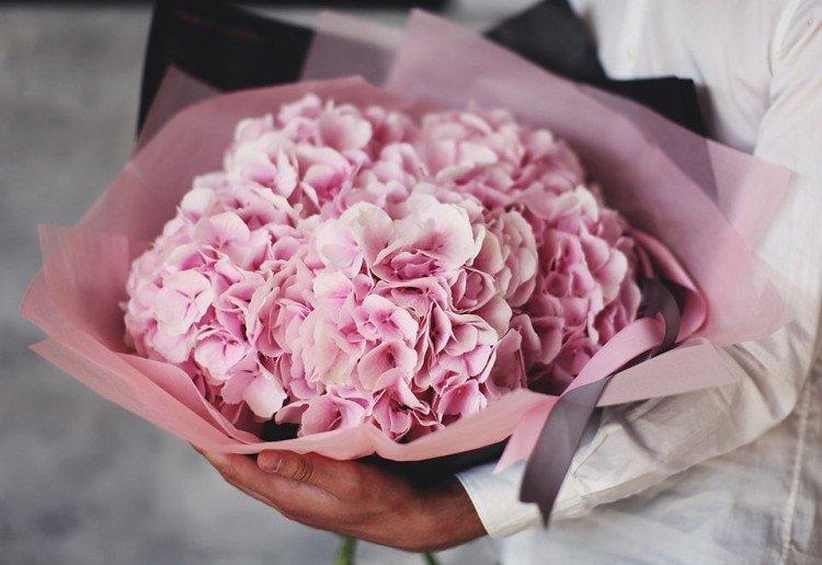 Большие и шикарные букеты цветов