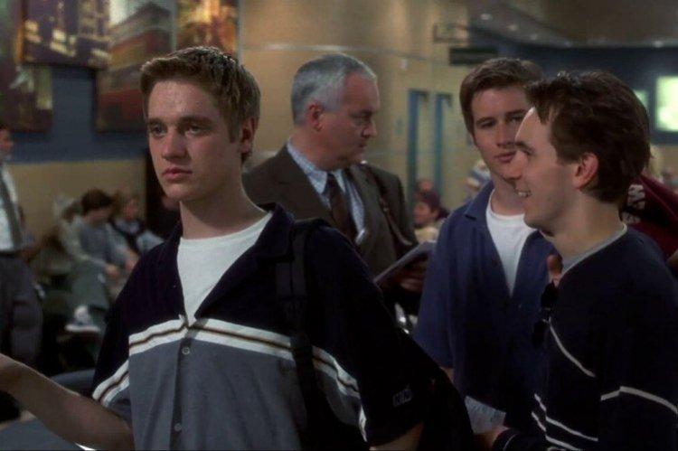 Пункт назначения (2000)