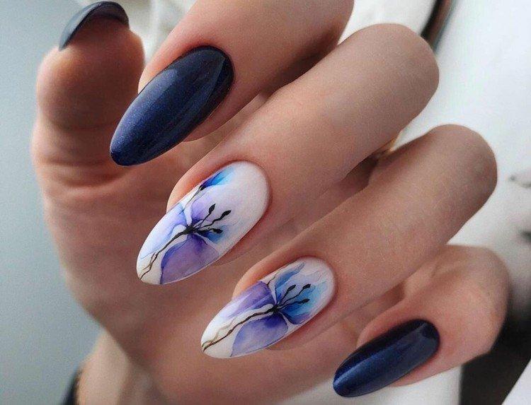 Акварельный маникюр