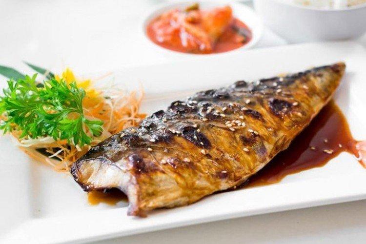 Запеченная скумбрия в горчичном маринаде