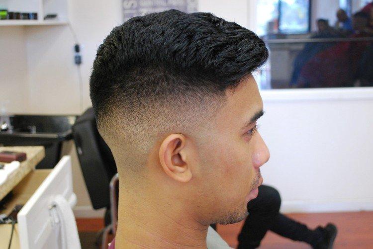 Полубокс с выбритыми висками