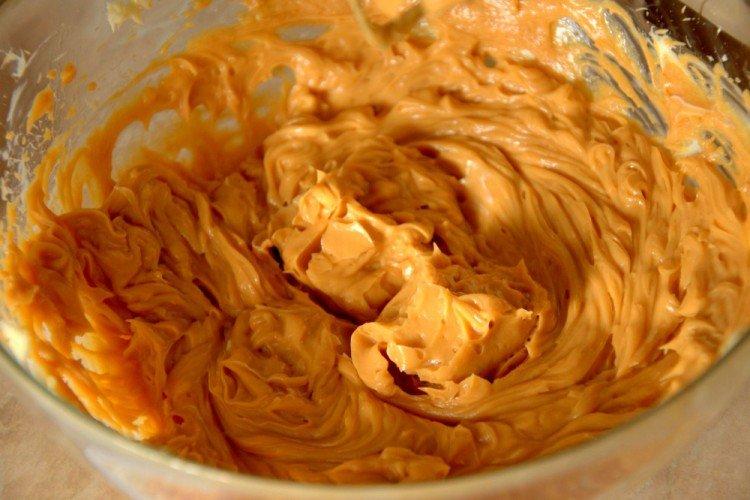 Карамельный крем для торта