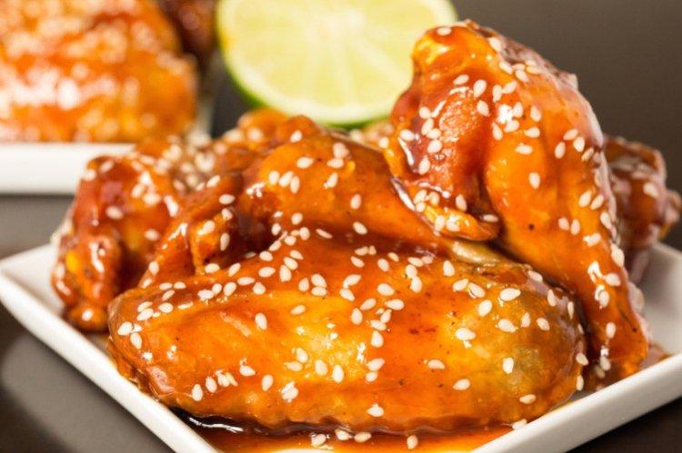 Куриные крылышки в томатно-медовой глазури