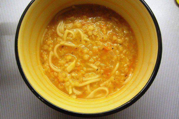 Суп с вермишелью и чечевицей