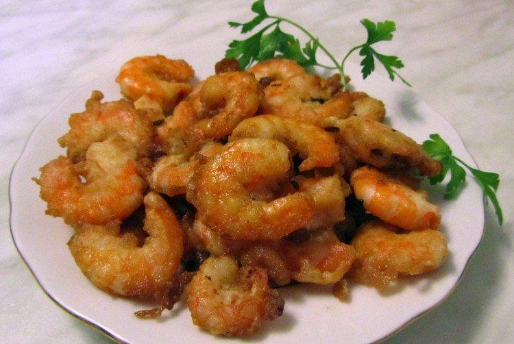 Креветки в томатном кляре