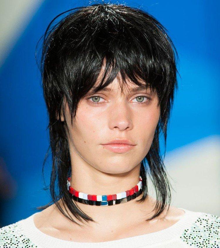 Маллет с пышной челкой