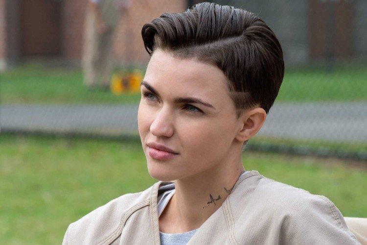 Томбой с укладкой назад