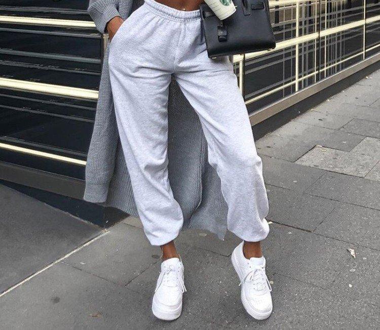 Спортивные брюки