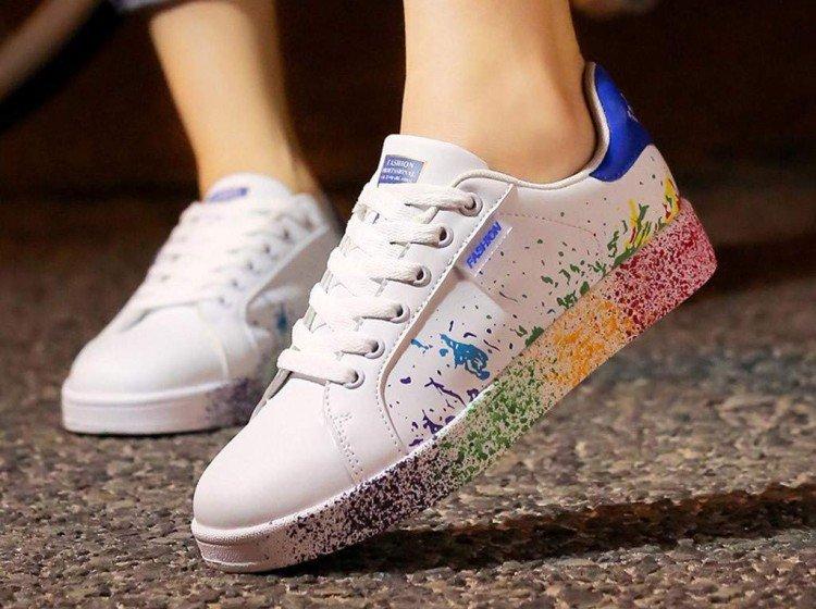 Женские кроссовки, весна-лето 2021 - фото и идеи