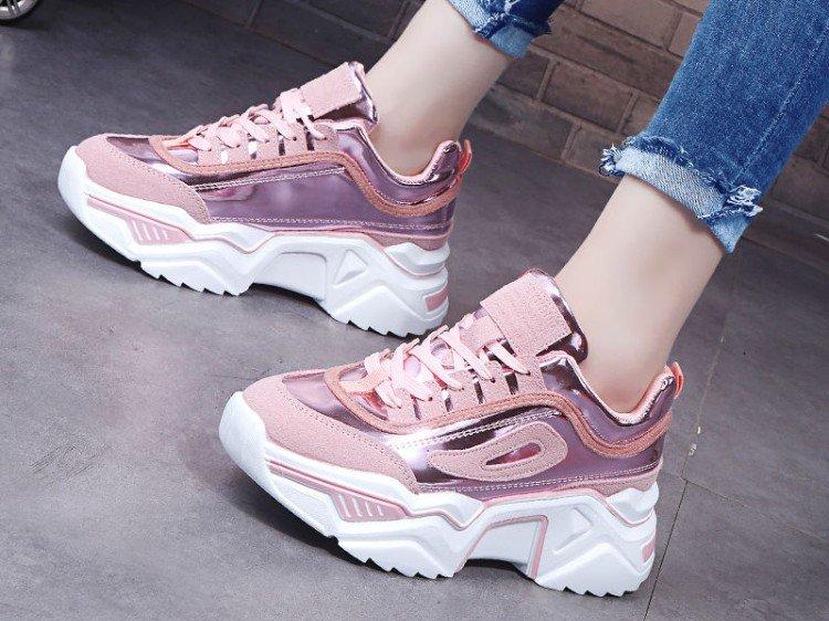 Женские кроссовки, весна-лето 2021 - фото и идеи