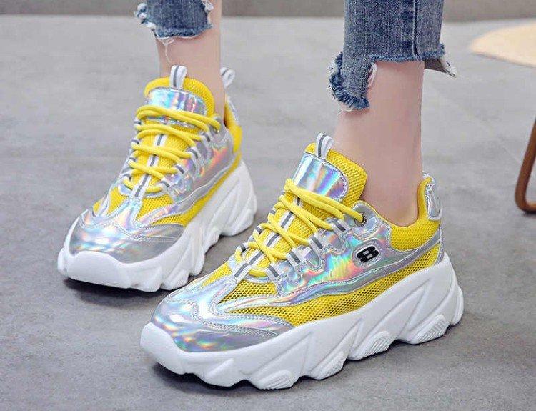 Женские кроссовки, весна-лето 2021 - фото и идеи