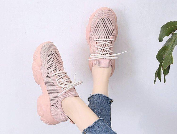 Женские кроссовки, весна-лето 2021 - фото и идеи